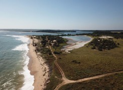 Anúncio Terreno de 06 hectares, na praia do Sangano, zona turística de Cabo Ledo.