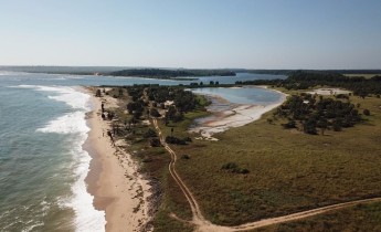 Anúncio Terreno de 06 hectares, na praia do Sangano, zona turística de Cabo Ledo.