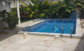Anúncio Vivenda V3 com anexo e piscina, no Condomínio Villas do Atlântico, Talatona.