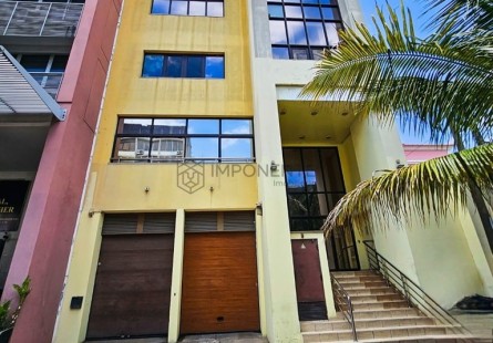 Anúncio Edifício autónomo de 9 pisos, com escritórios e apartamentos do tipo T2 e T1, sito na Maianga, rua Amilcar Cabral.