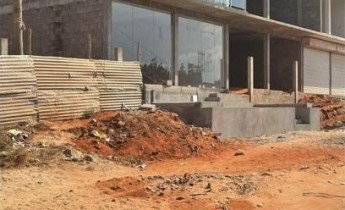 Anúncio Estabelecimento comercial inacabado, no Lar do Patriota, adjacente a administração.