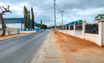 Anúncio Terreno de 4.600m², detrás do D-cigars, sito em Talatona.