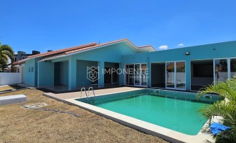 Anúncio Excelente vivenda V3 com piscina, no Condomínio Maravilha, Talatona.