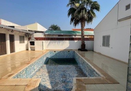 Anúncio Moradia V4 térrea, com anexo e piscina, no Condomínio Mulemba, Talatona