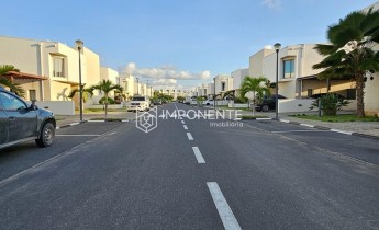 Anúncio Excelente Vivenda V3 com piscina, no Condomínio Dalm Residencial, Talatona.