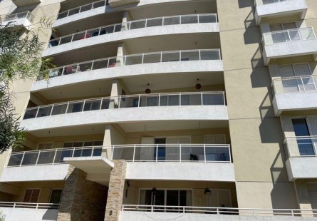 Anúncio Excelente apartamento T4, no condomínio Quinta das Mangueiras, Benfica, Adjacente ao Hípicos e o Resort Kukina.