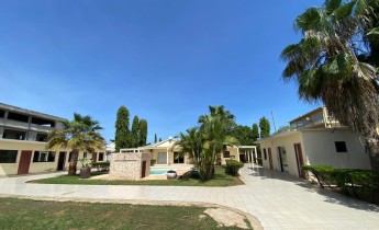Anúncio Esta a venda essa vivenda localizada no zango 1