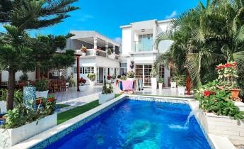 Anúncio Vender: Belíssima Vivenda V4 com piscina, no Camama