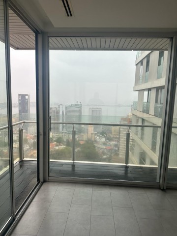 Arrendar: Apartamento T4, vista mar, no Edifício Sky Residence I, Escom, Kinaxixi.