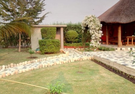 Anúncio VENDER: QUINTA NO INTERIOR DE CATETE
