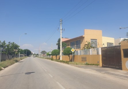 Anúncio VENDER: TERRENO DE ESQUINA EM TALATONA