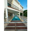 Vivenda V4 de alto gabarito, com anexo e piscina, no Condomínio Morro Bento, Corimba.