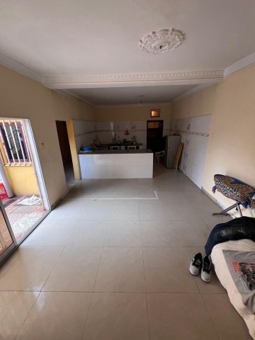 Vender: Vivenda V5, no Projeto Habitacional Sonho da Casa Própria, Camama 1