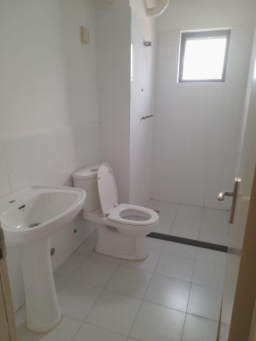 Apartamento T3, na Centralidade do Zango 8.000.