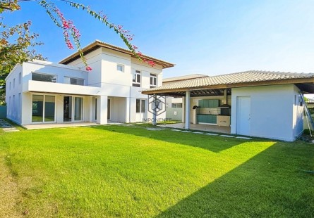 Anúncio EXCELENTE VIVENDA V4+1 NO CONDOMÍNIO RIVIERA, TALATONA.