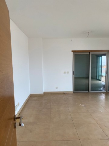 Apartamento T2 linear, no Condomínio Dolce Vita, Talatona.