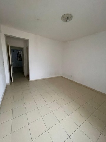 Apartamento T4 linear, na Centralidade do Sequele(Pago na totalidade)