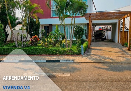 Anúncio Excelente Vivenda V4 com anexo e piscina, no Condomínio Palmeiras, Talatona.