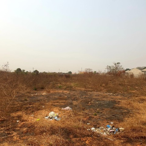 TERRENO DE ESQUINA DE 2.5 HECTARES, ZANGO 0, VIANA.