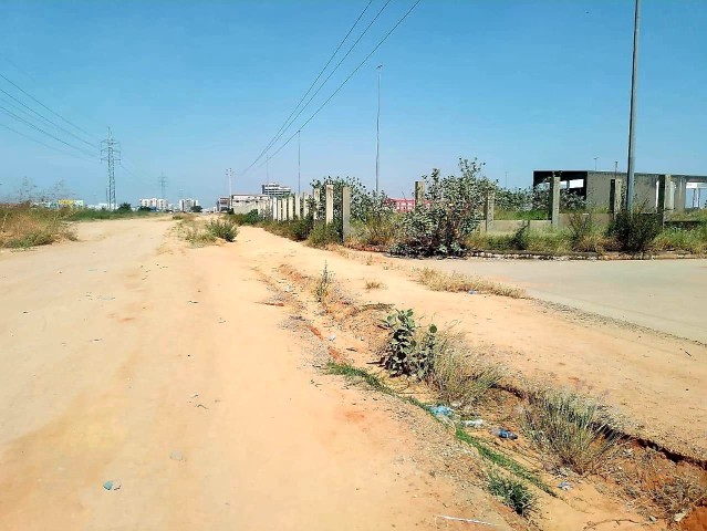 TERRENO 18 HECTARES INFRAESTRUTURADO, BERMA ESTRADA DE, VIA EXPRESSA.