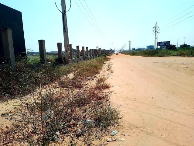 TERRENO 18 HECTARES INFRAESTRUTURADO, BERMA ESTRADA DE, VIA EXPRESSA.