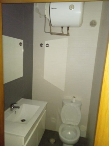 Apartamento T1 mobiliado, no Edifício Coqueiros Prestige, Coqueiros.