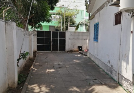 Anúncio Vivenda V3 no Miramar, Centro de Luanda.