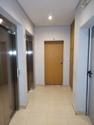 Apartamento T1 mobiliado, no Edifício Coqueiros Prestige, Coqueiros.