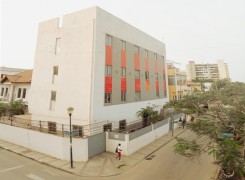 Anúncio Edifício residencial, no Bairro Valodia, Rua Sebastião.