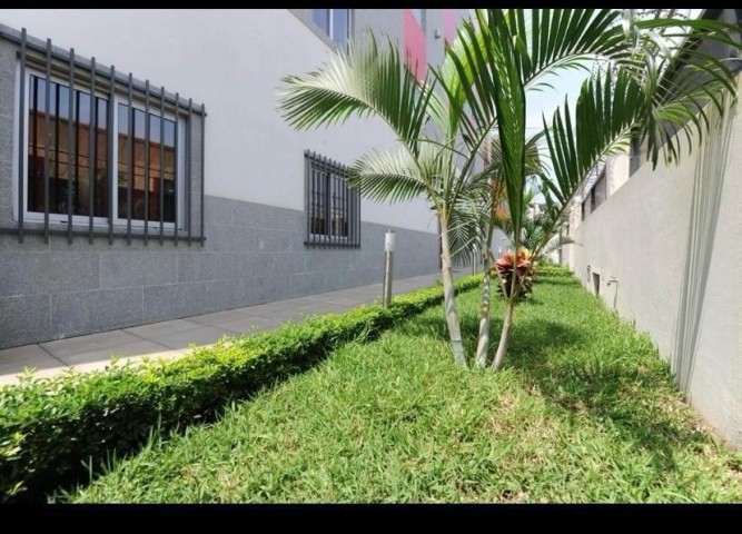 Edifício residencial, no Bairro Valodia, Rua Sebastião.