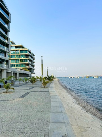 Edifício com 51 apartamentos de luxo, na Ilha de Luanda.