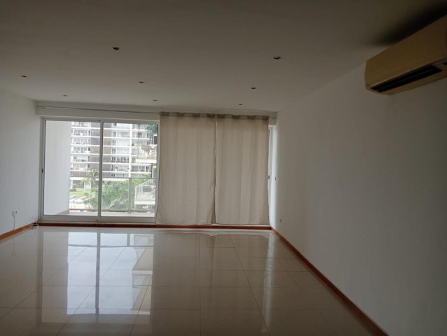 Apartamento T2, no Condomínio Terraços do Atlântico, Talatona.