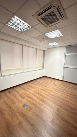 Escritório de 320m² no Condomínio Belas Business Park, Talatona.