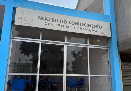 Anúncio Estabelecimento comercial para Colégio/Centro de formação, Rua Noberto Garcia, Viana.