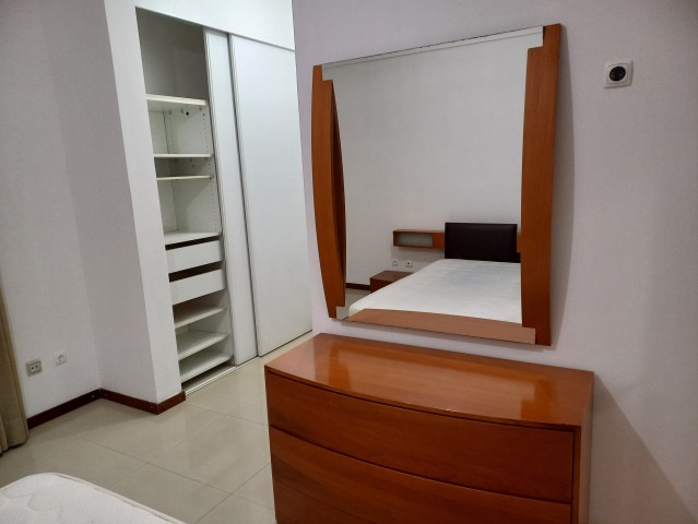 Apartamento T3, no R/C do Condomínio Vale dos Pássaros