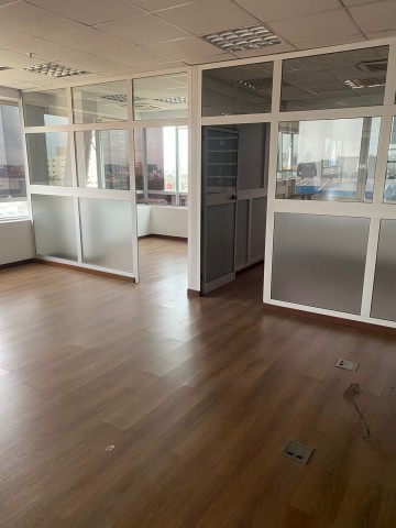 Escritório de 385m², no Condomínio Belas Business Park, Talatona.