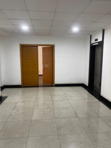 Escritório de 385m², no Condomínio Belas Business Park, Talatona.