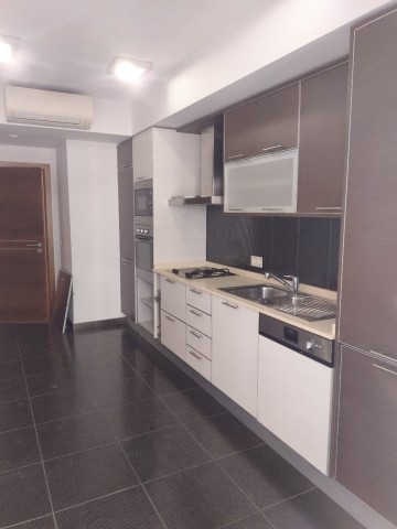 Apartamento T2, no Condomínio Dolce Vita, Talatona.