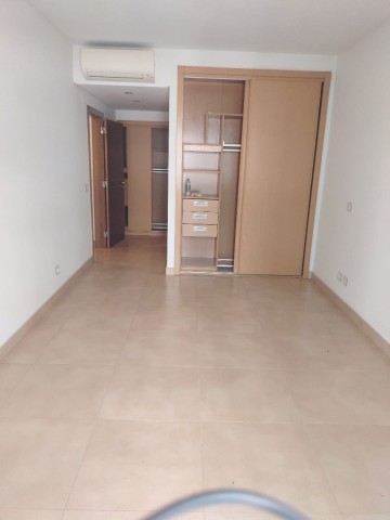 Apartamento T2, no Condomínio Dolce Vita, Talatona.