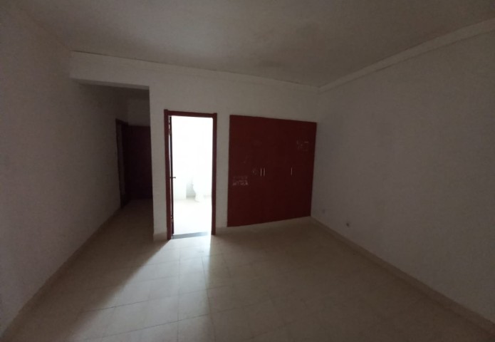 Apartamento T5, na Centralidade do Kilamba, pago na totalidade.