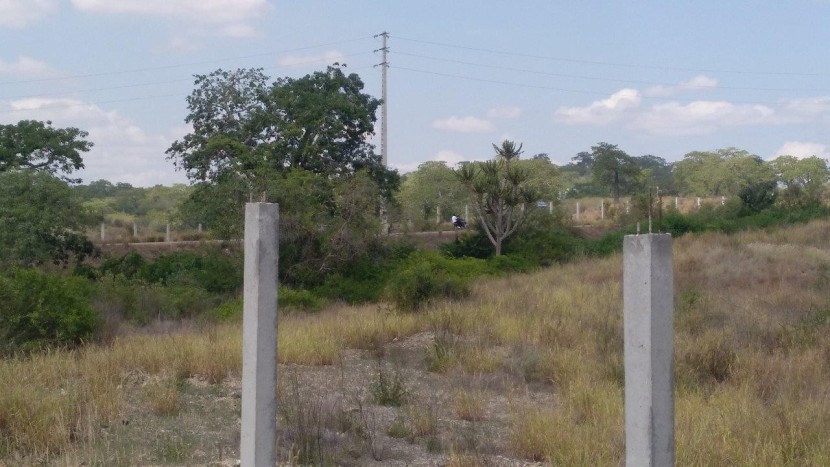 Terreno de 2,1 hectares, 1 linha, adjacente ao novo Aeroporto Internacional de Luanda, Icolo e Bengo.