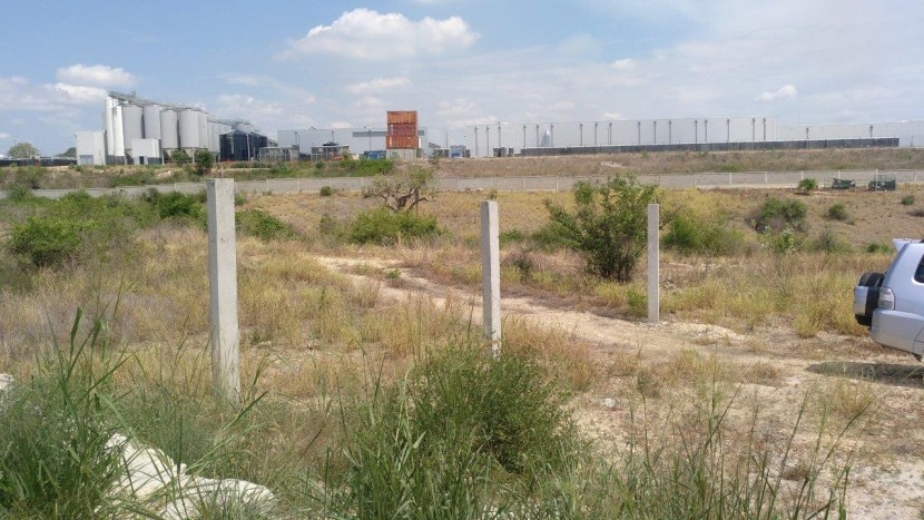 Terreno de 2,1 hectares, 1 linha, adjacente ao novo Aeroporto Internacional de Luanda, Icolo e Bengo.