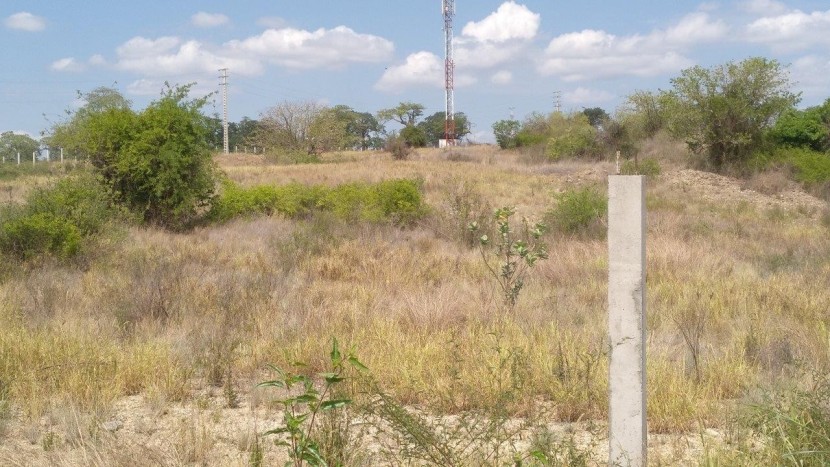 Terreno de 2,1 hectares, 1 linha, adjacente ao novo Aeroporto Internacional de Luanda, Icolo e Bengo.