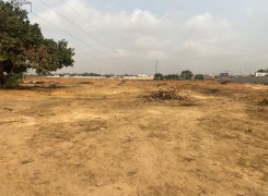 Terreno de 3.7 hectares, de 1 linha, defronte ao shopping MDC, Via Expressa.