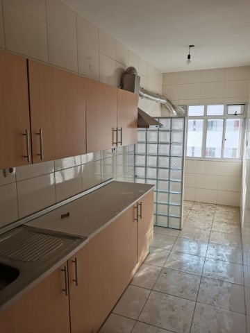 Apartamento T3, nas Vilas de Luanda, antiga Filda.