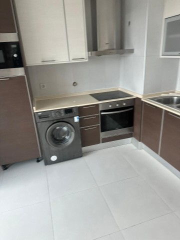 Apartamento T2, nas Torres Oceano, Maculusso.