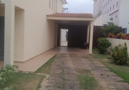 Anúncio Vivenda V4 com anexo, no Condomínio Mama Muxima, Talatona.