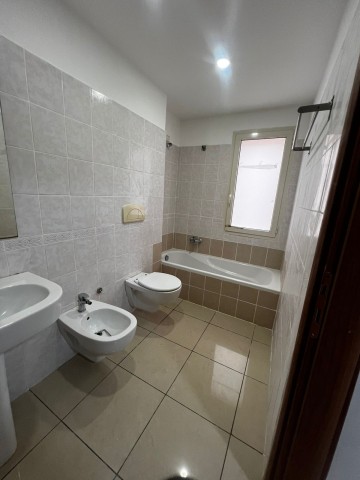 Apartamento T3, no Condomínio Interland, Morro Bento.