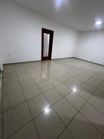 Apartamento T3, no Condomínio Interland, Morro Bento.