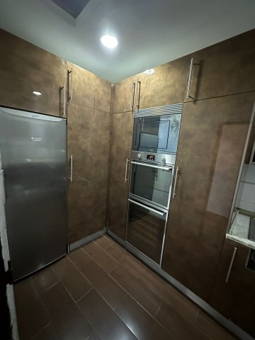 Apartamento T2, remodelado, na avenida do Ex Combatentes.